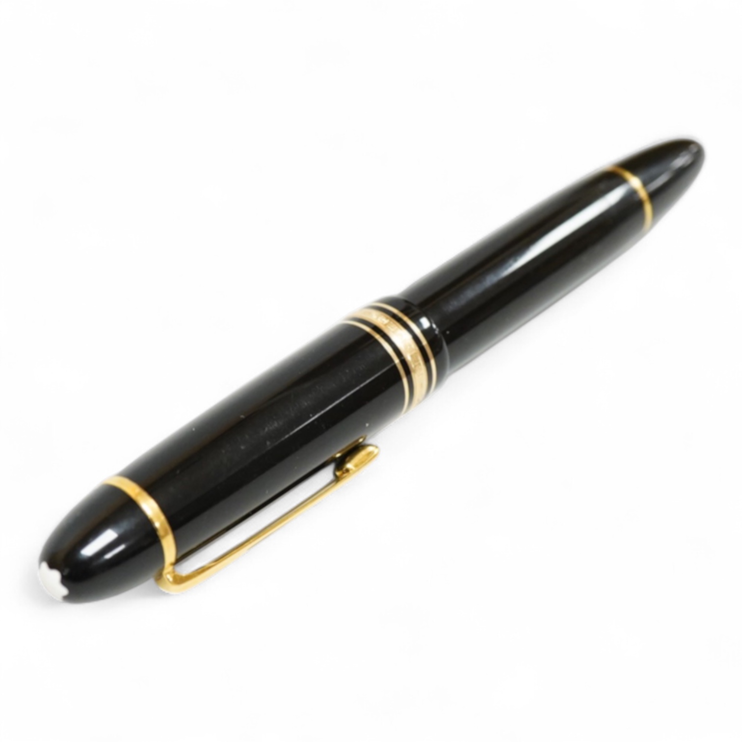 A Montblanc 149 fountain pen